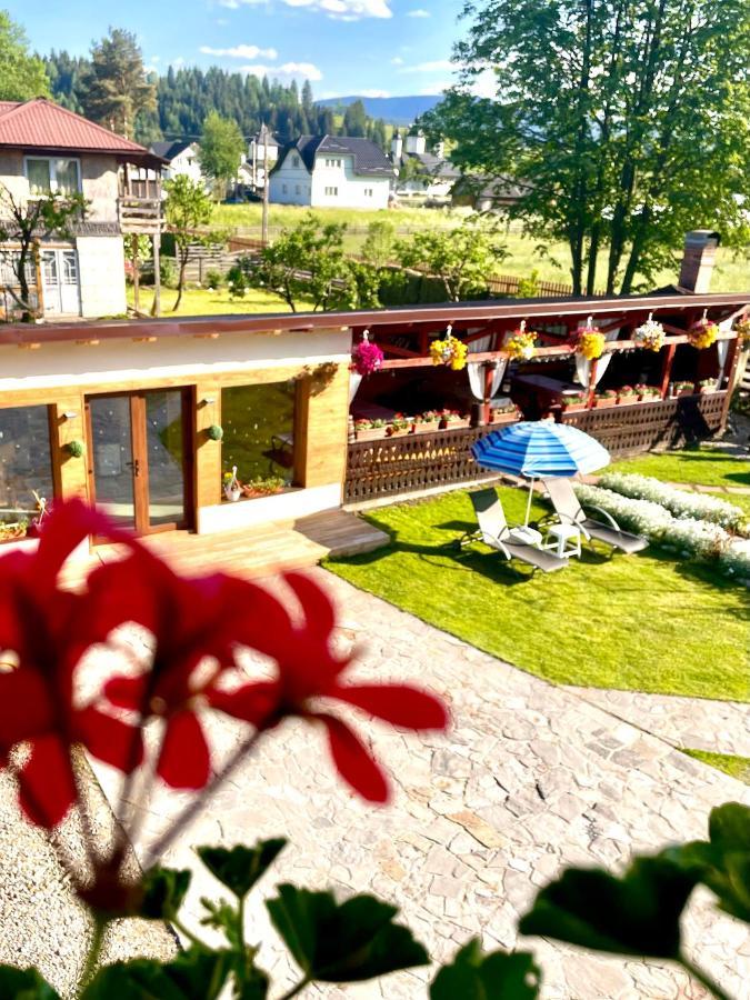 Casa Carmen Hotel Dorna-Arini Buitenkant foto