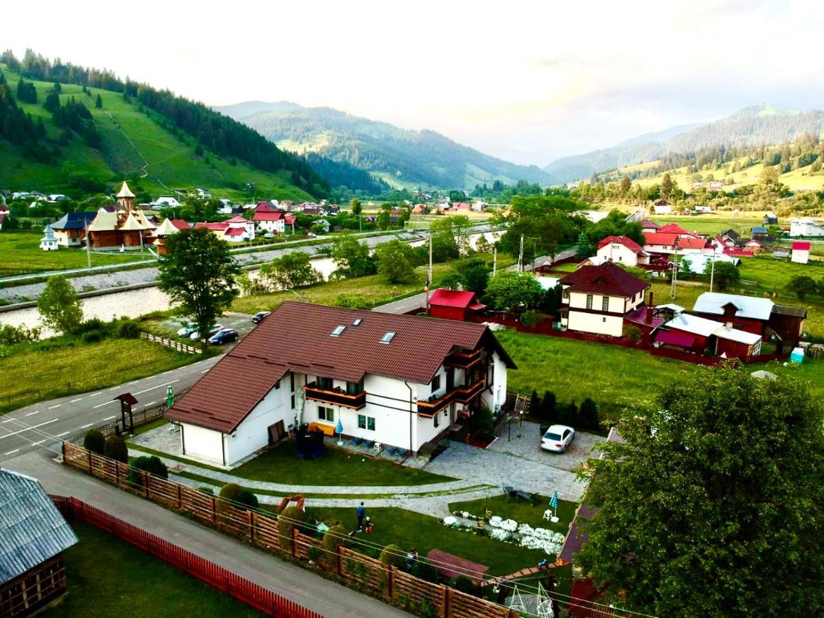 Casa Carmen Hotel Dorna-Arini Buitenkant foto