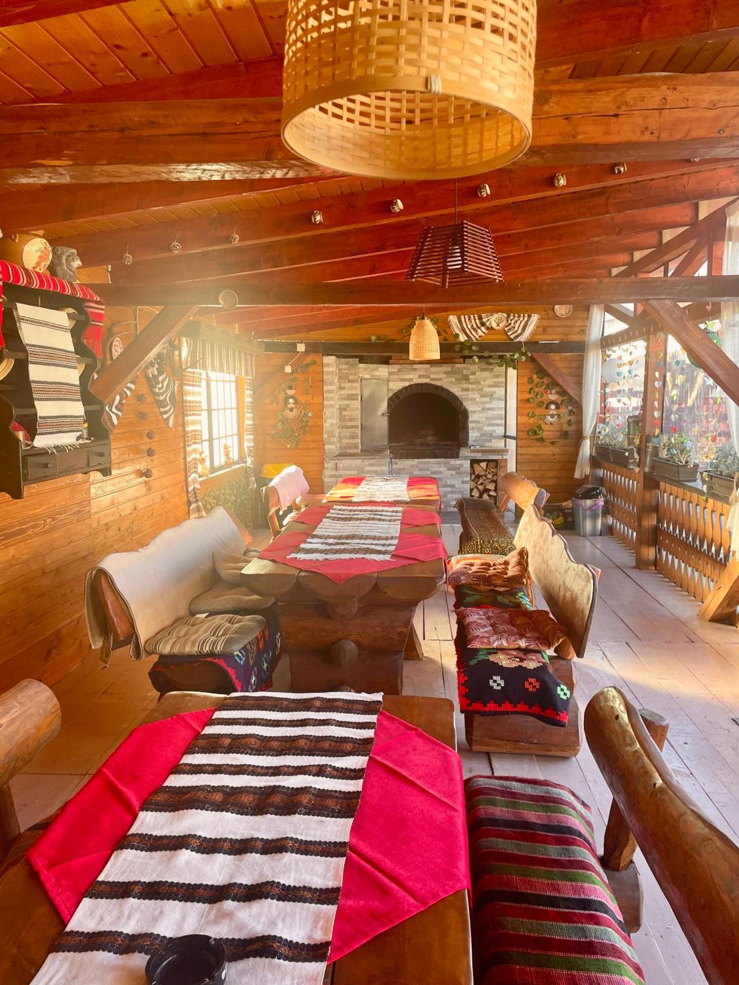 Casa Carmen Hotel Dorna-Arini Buitenkant foto